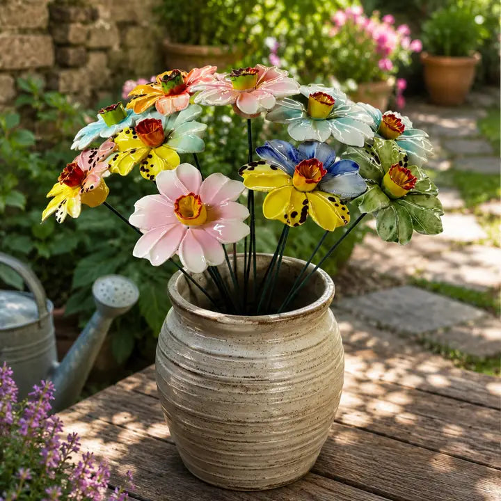 Narciso su stelo in ceramica