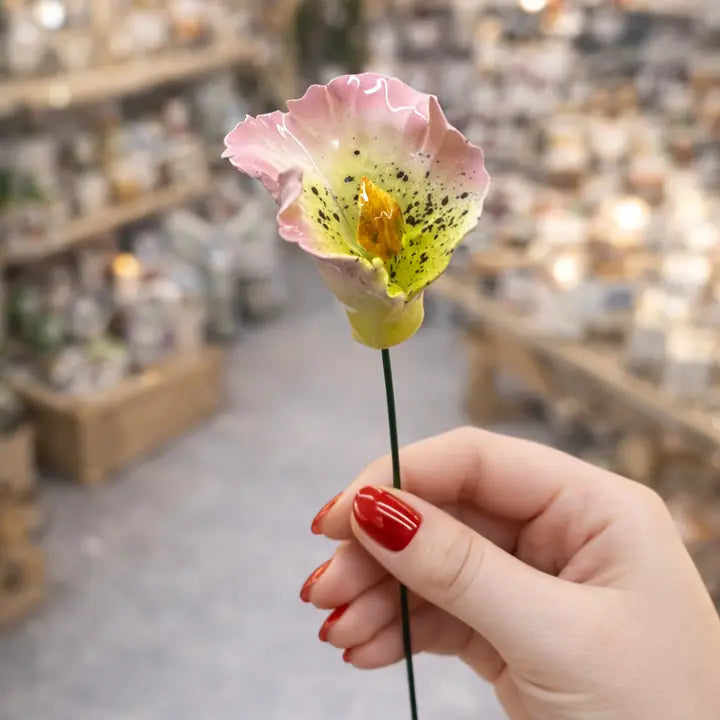 Alstromeria su stelo in ceramica